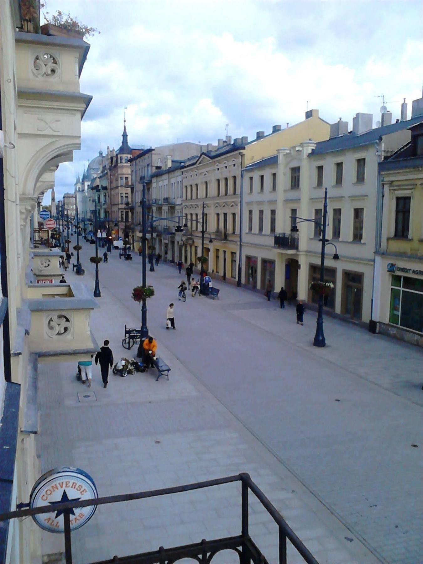 Home & Travel Łódź Extérieur photo